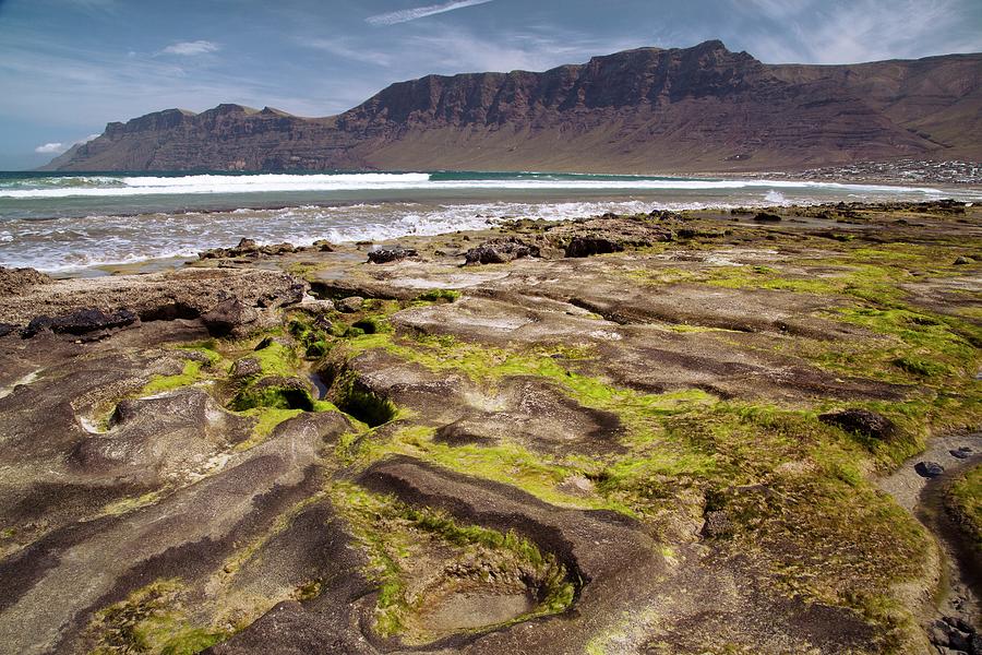 Volcanic Beach And Cliffs Photograph by Bob Gibbons/science Photo ...