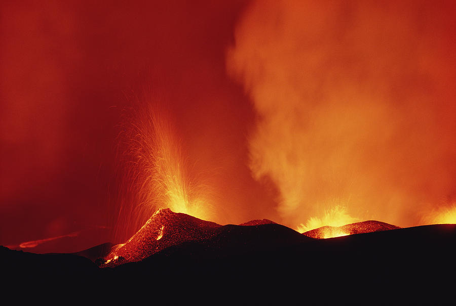 Volcanic Eruption With Lava Fountain Photograph by Tui De Roy