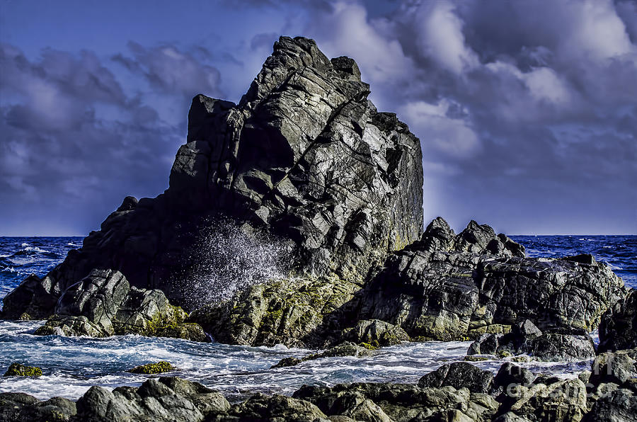 Aruba-aruba Rocks Photograph by Judy Wolinsky