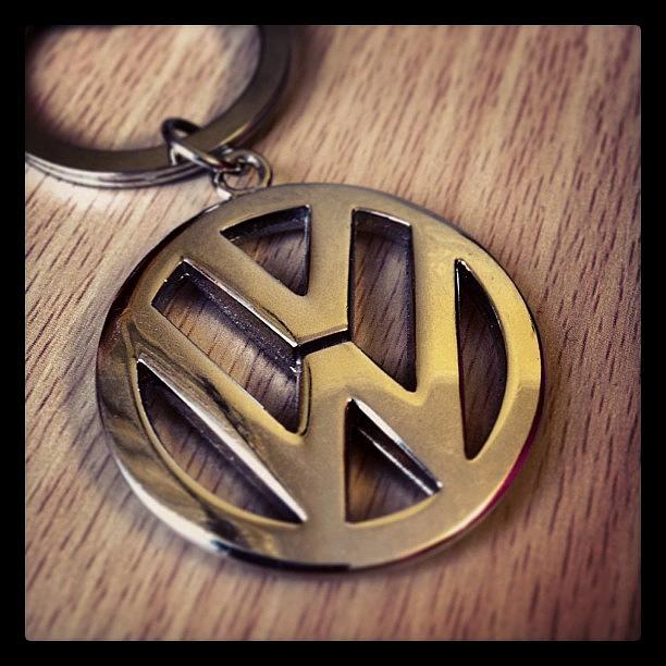 Car Photograph - volkswagen VW keyring by Christopher Wiltshire