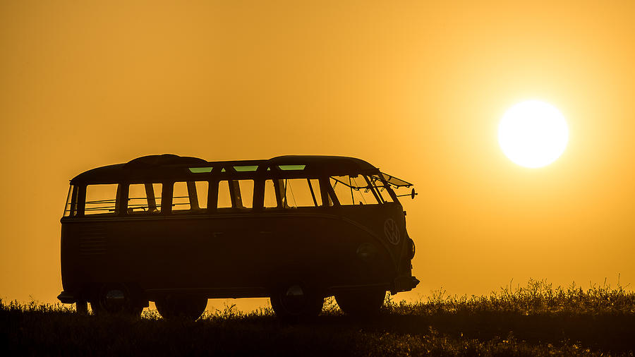VW 23 Window Bus And A Giant Sun Photograph by Richard Kimbrough