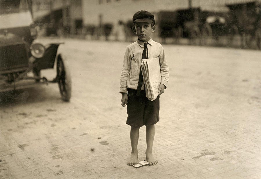Waco Newsboy, 1913 Photograph by Granger