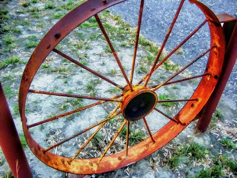 Wagon Wheel Gate Photograph by Kathy Bassett
