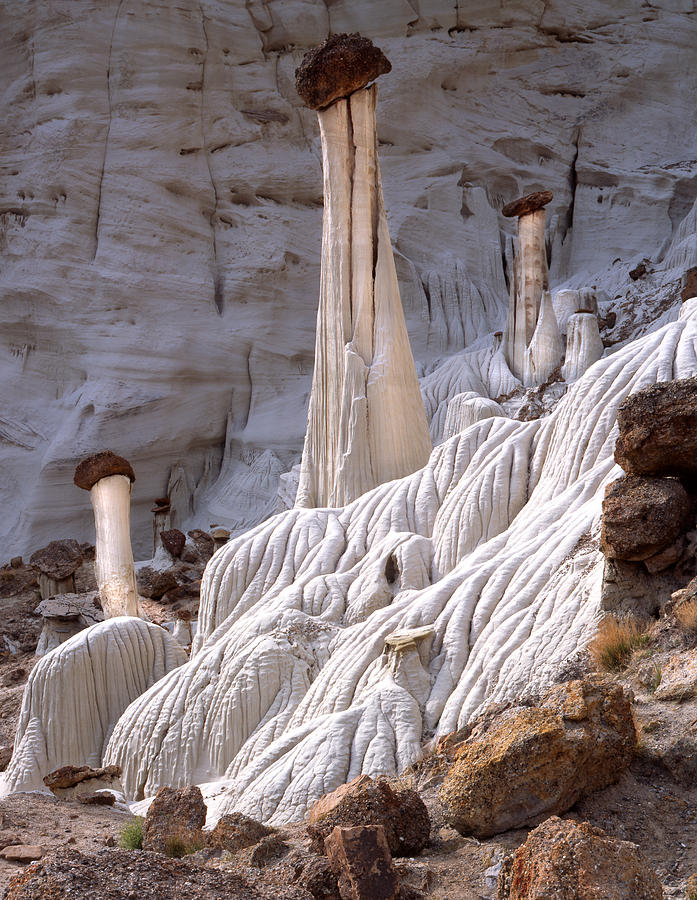 Wahweep White Hoodoos Photograph by Ray Mathis