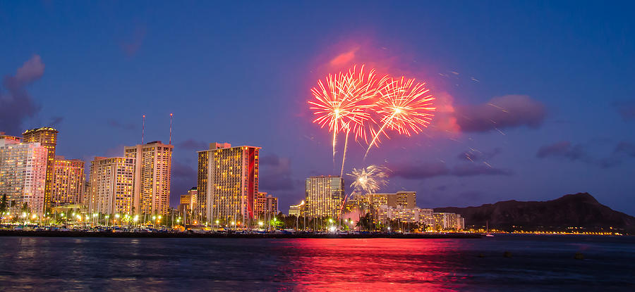 Waikiki Diamond Head Firework Photograph by Tin Lung Chao