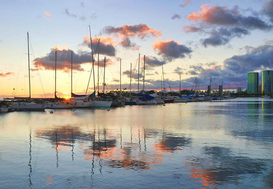 Waikiki Water Reflections Photograph by Lorrie Morrison - Pixels