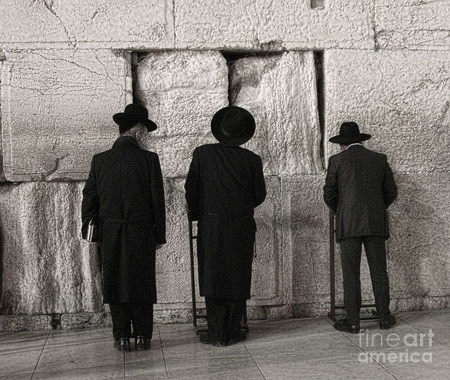 Wailing Wall Photograph by Tom Griffithe