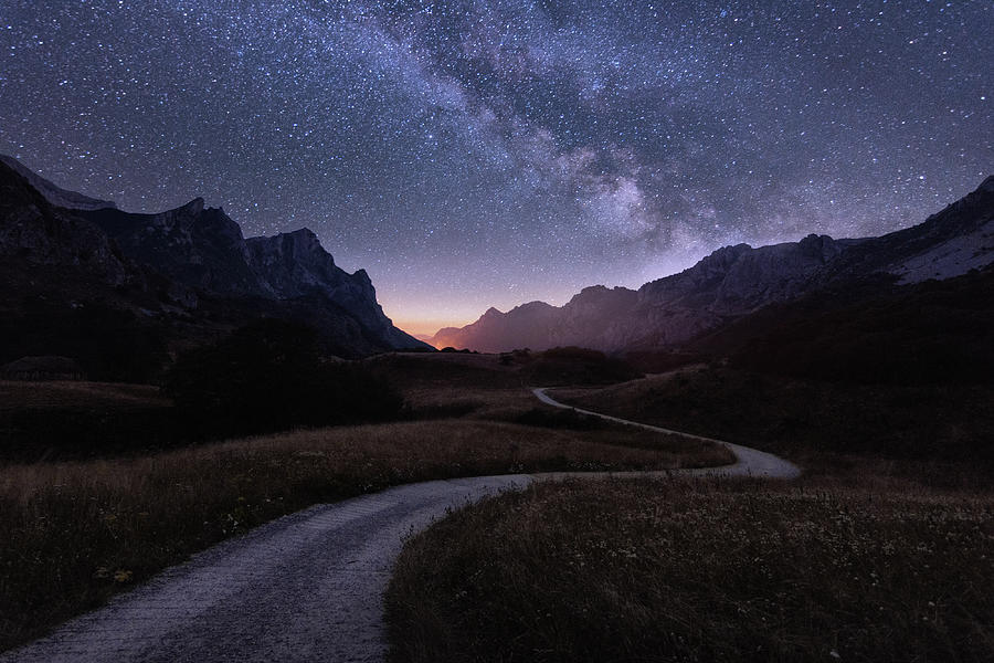 Night Photograph - Walking The Stars by Sergio Abevilla
