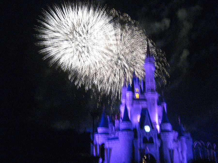 Orlando Photograph - Walt Disney World Resort - Magic Kingdom - 121279 by DC Photographer