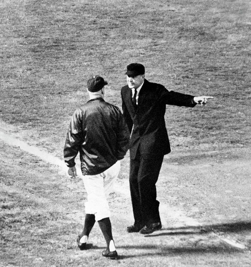 Walter Alston Ejected Photograph by Underwood Archives