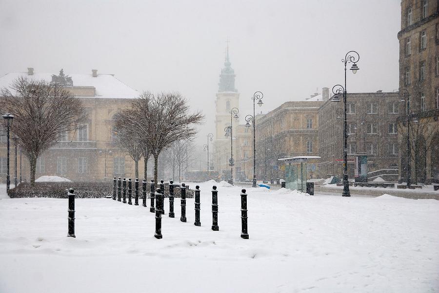 Warsaw in Morning Snow Photograph by Steven Richman