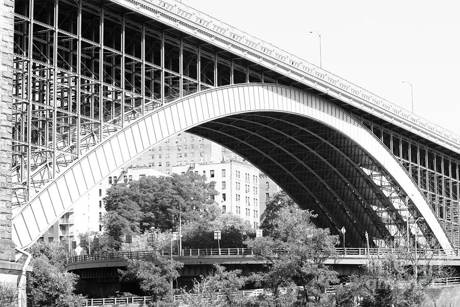 Architecture Photograph - Washington Bridge New York City by Robert Yaeger