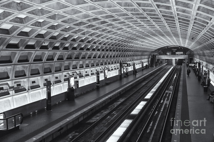 Washington D.c. Photograph - Washington DC Metro Station I by Clarence Holmes