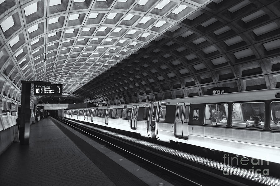Washington D.c. Photograph - Washington DC Metro Station IV by Clarence Holmes