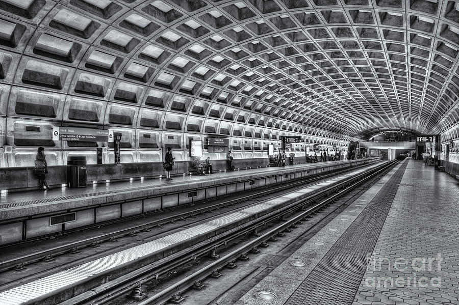 Washington DC Metro Station X Photograph by Clarence Holmes