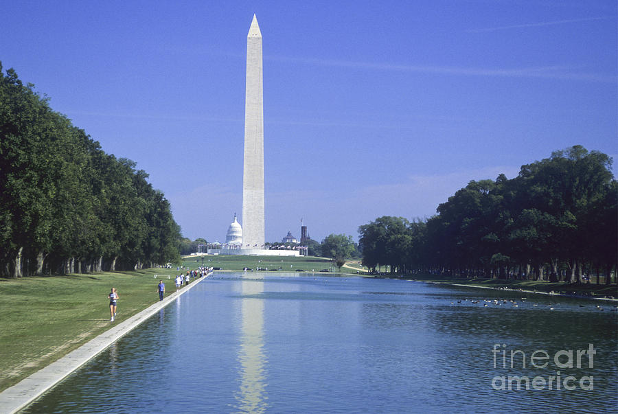 Washington Memorial Photograph by Richard and Ellen Thane
