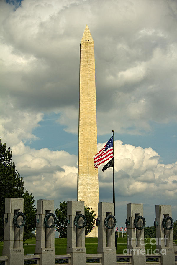 Washington Monument from the WW I I Memorial Photograph by Jemmy Archer