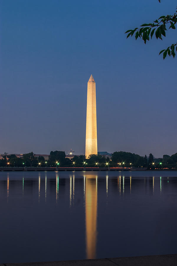 Washington Monument Photograph by Mary Almond
