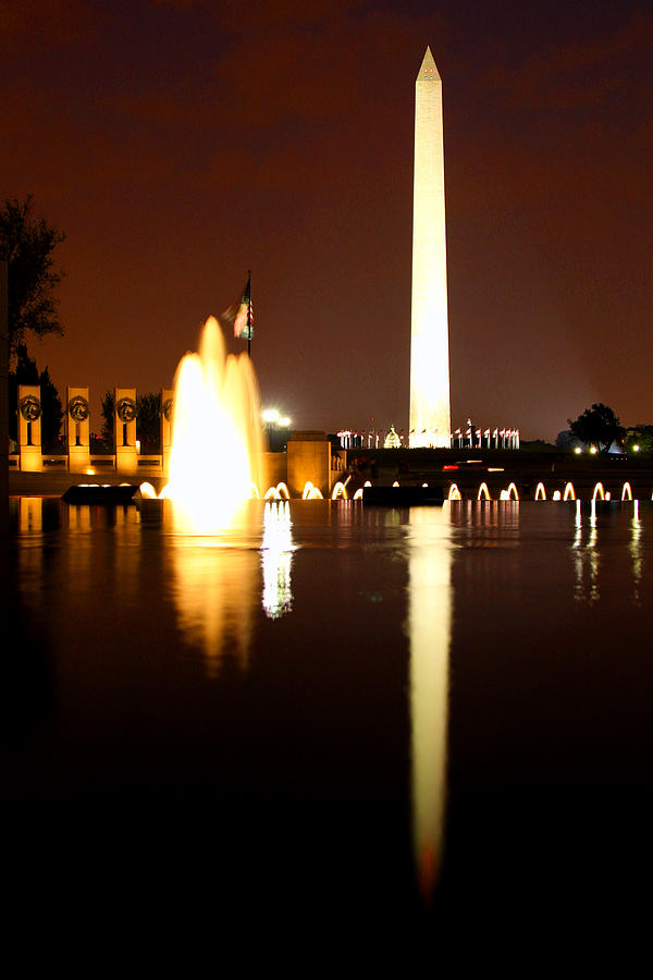Washington Monument Photograph by Mitch Cat