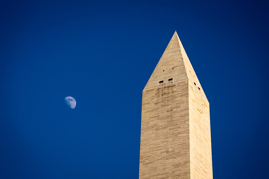 Washington Monument Photograph by Robert Davis