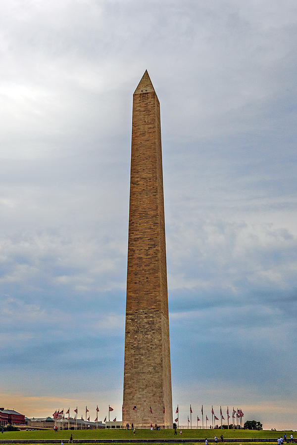 Washington Monument Photograph by Sennie Pierson