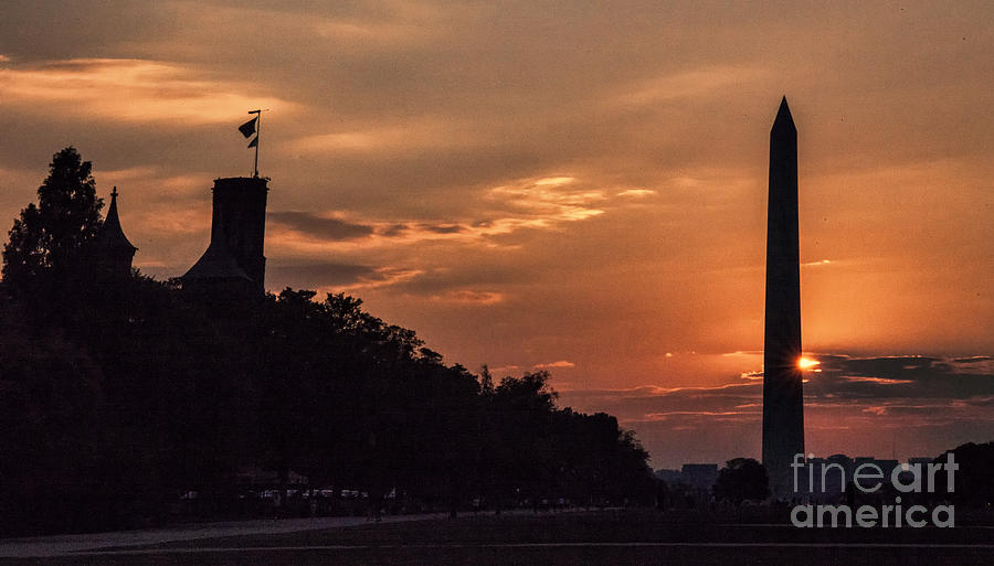 Washington Monument Sunset Photograph by Shirley Mangini