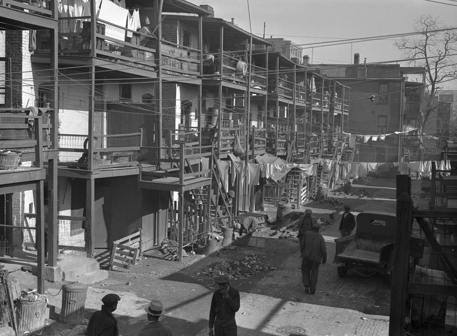 Washington Slum, 1935 Photograph by Granger