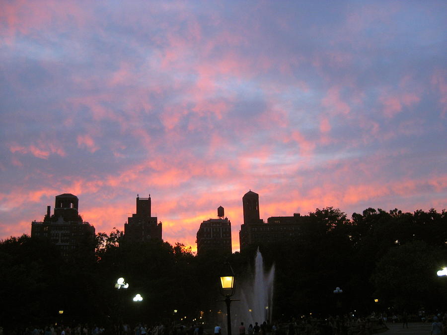 Washington Square Park Sunset Photograph by Ydania Ogando