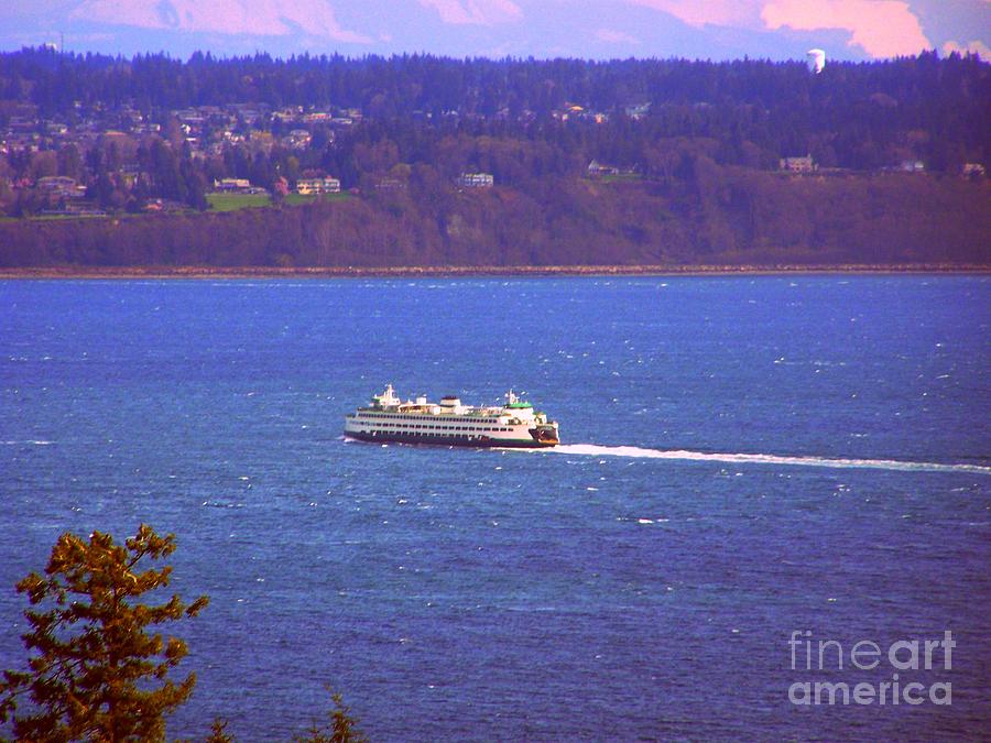 Washington State Ferry Photograph by Vicki Maheu