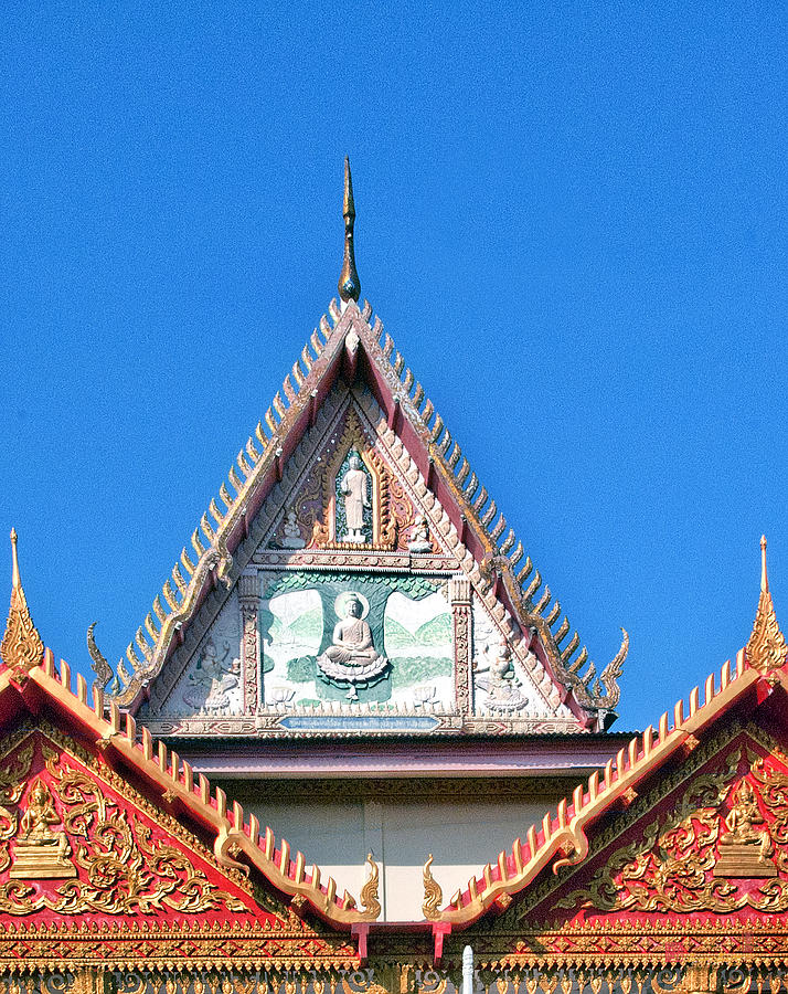 Wat Ban Tha Kok Hae Ubosot Gable DTHU677 Photograph by Gerry Gantt