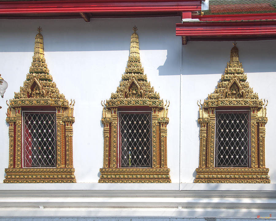 Wat Chumphon Nikayaram Phra Ubosot Windows DTHA0130 Photograph by Gerry Gantt