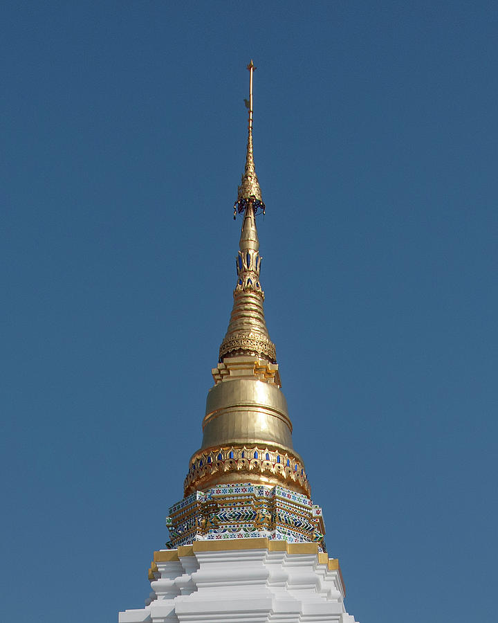 Wat Dok Eung Phra Chedi Pinnacle Photograph by Nature And Scenic Photos By Gerry Gantt