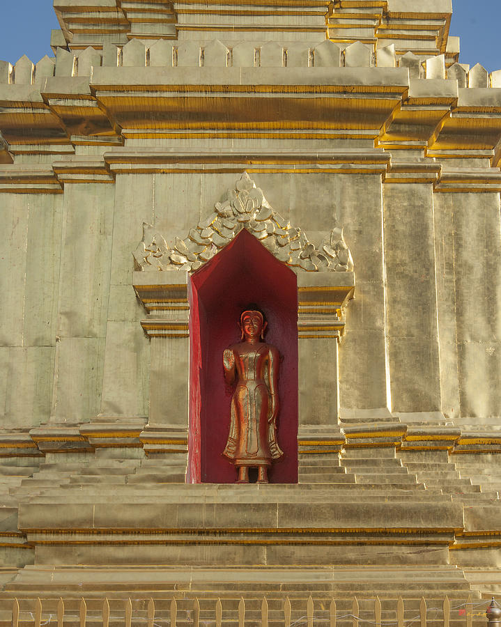 Scenic Photograph - Wat Muen Ngen Kong Phra Chedi Buddha Niche DTHCM0610 by Gerry Gantt