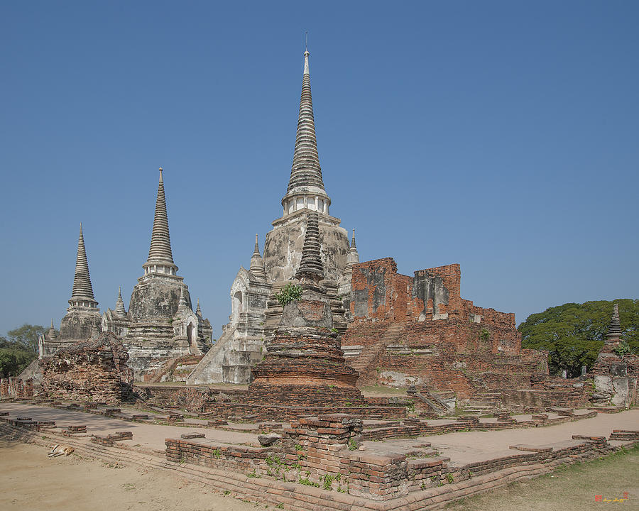 Wat Phra Si Sanphet Chedis DTHA027 Photograph by Gerry Gantt