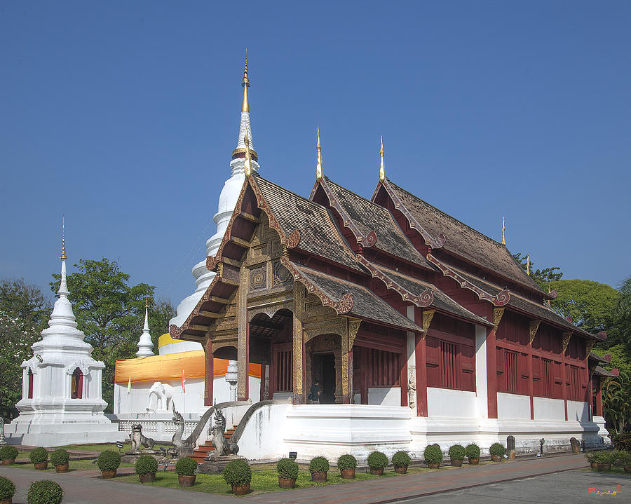 Wat Phra Singh Phra Ubosot DTHCM0245 Photograph by Gerry Gantt