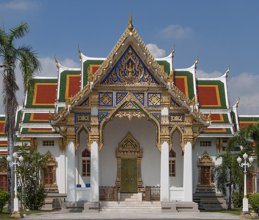Wat Phrasri Mahathat Ubosot DTHB1464 Photograph by Gerry Gantt