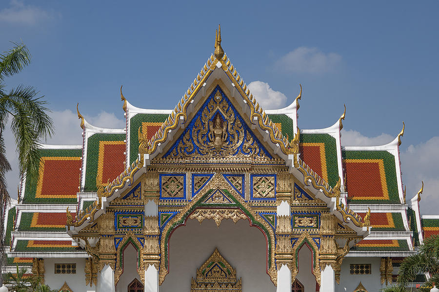Wat Phrasri Mahathat Ubosot Gable DTHB1465 Photograph by Gerry Gantt