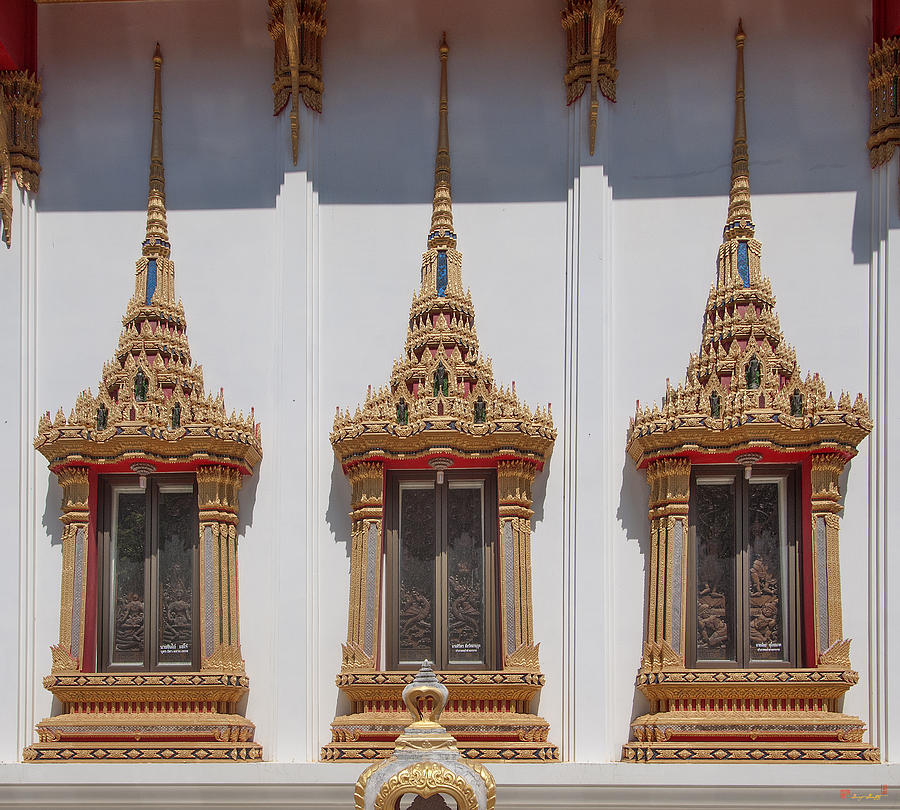 Wat Sapum Thammaram Ubosot Windows DTHP227 Photograph by Gerry Gantt