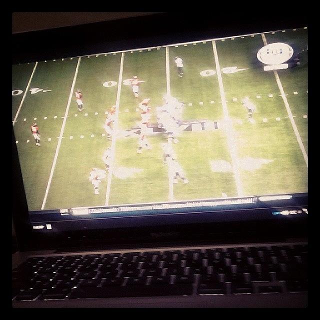 Watchin The Game On The Mac Since Cable Photograph by Edgar Luna