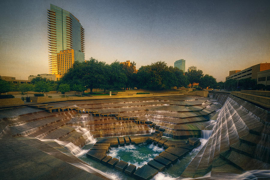Fort Worth Photograph - Water Gardens Active Pool by Joan Carroll