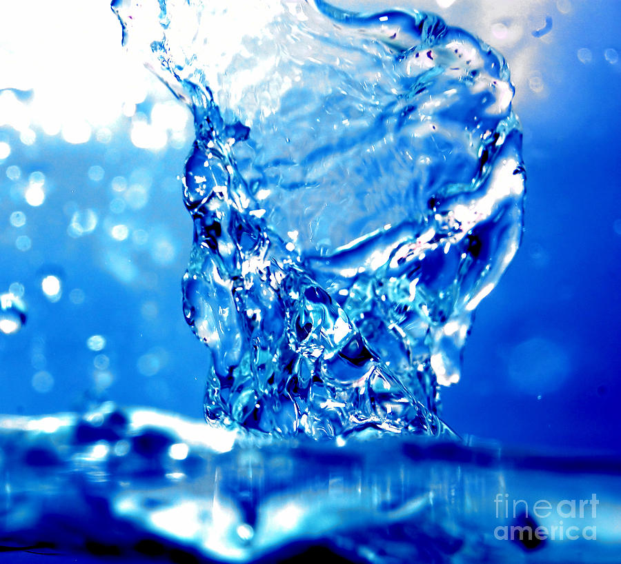 Abstract Photograph - Water refreshing by Michal Bednarek