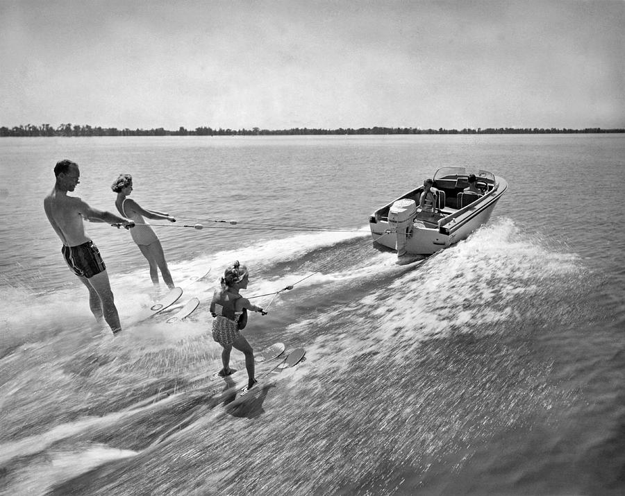 Black And White Photograph - Water Skiing At Cypress Garden by Underwood Archives