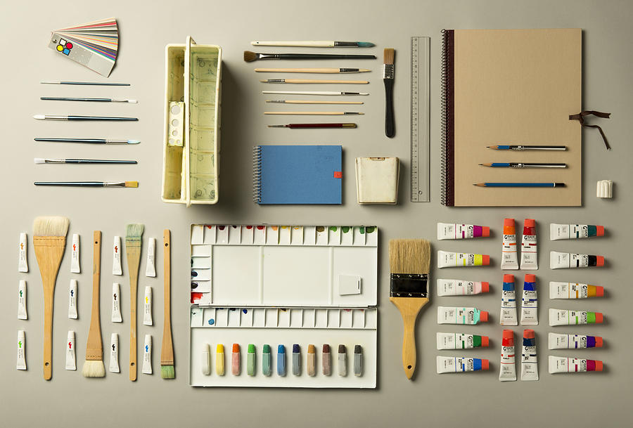 Watercolor painting supplies shot knolling style. Photograph by Yagi Studio