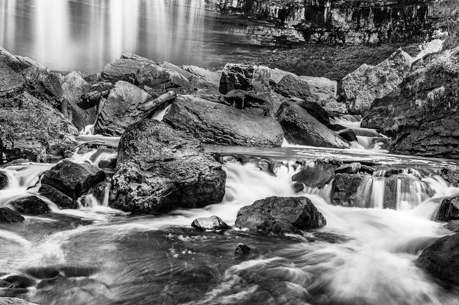 Waterfall Photograph by Garvin Hunter - Fine Art America