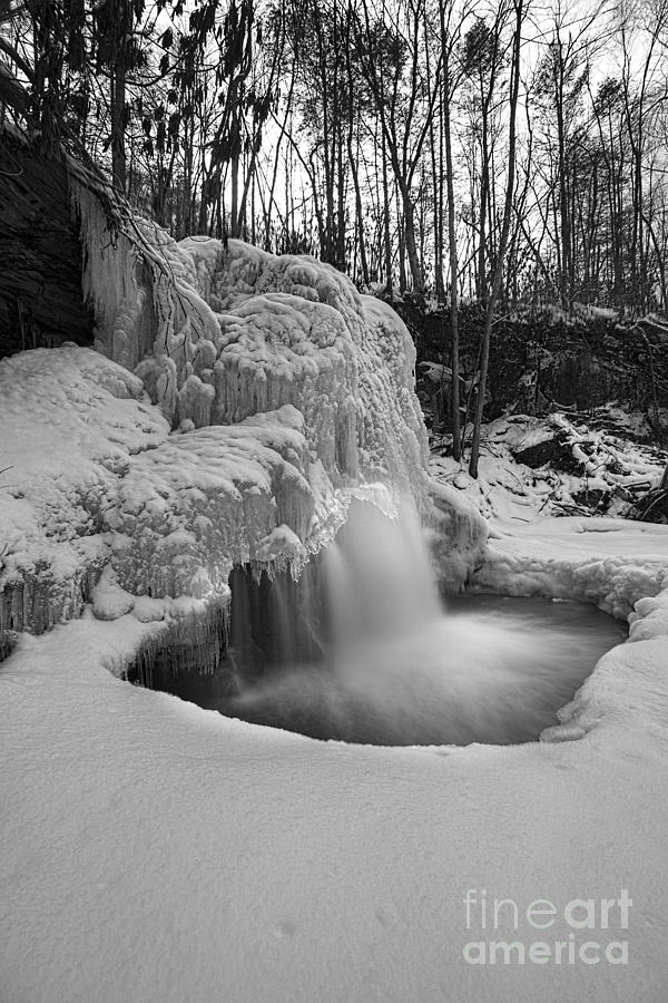 Waterfalls winter pool Photograph by Dan Friend