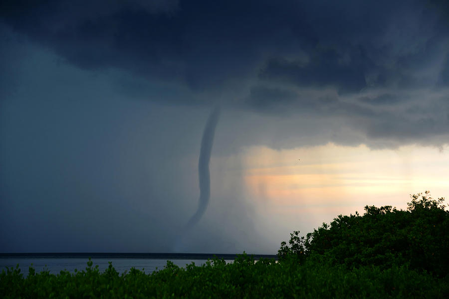 Waterspout in Tampa Bay Photograph by David Lee Thompson - Fine Art America