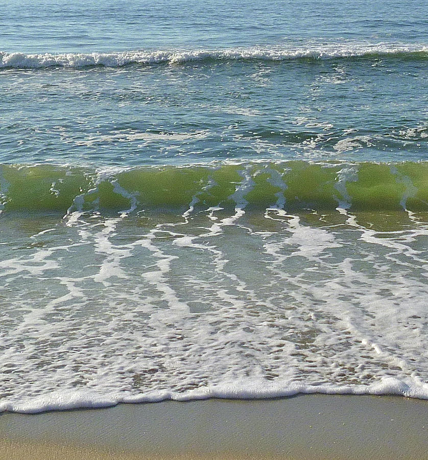 Waves at 7 am Photograph by Ellen Paull