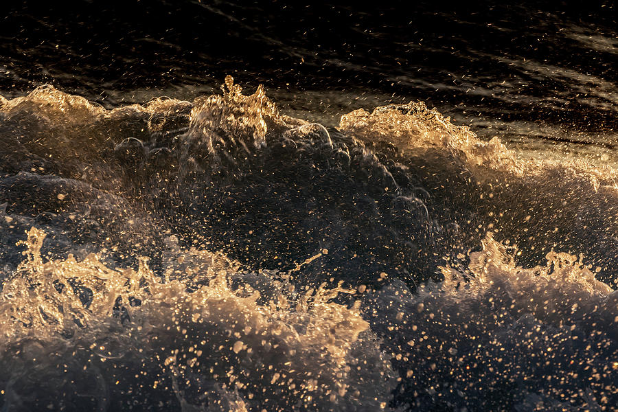 Waves Crashing On The Kona Coast Photograph by Thomas Kline