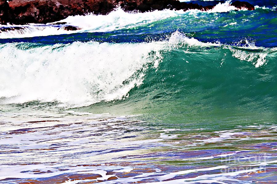 Waves Photograph - Waves of Maui by Audreen Gieger