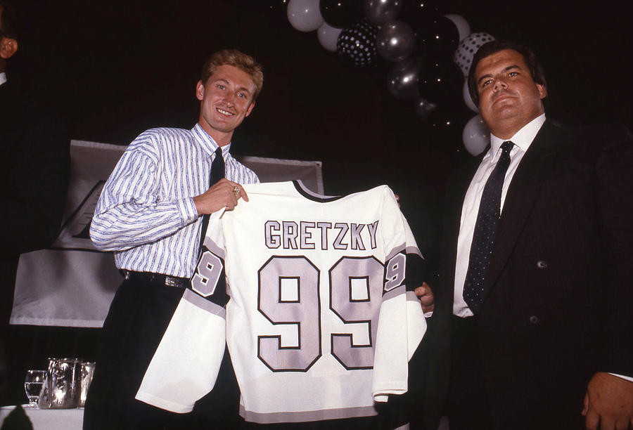 Wayne Gretzky of the Los Angeles Kings Photograph by Andrew D. Bernstein